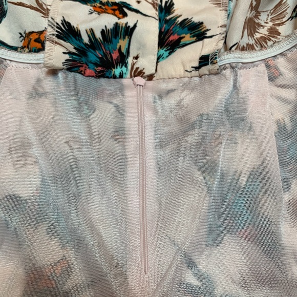 Charlotte Russe Romper - Picture 5 of 7